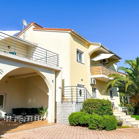 Sunside Apartments Пула Экстерьер фото